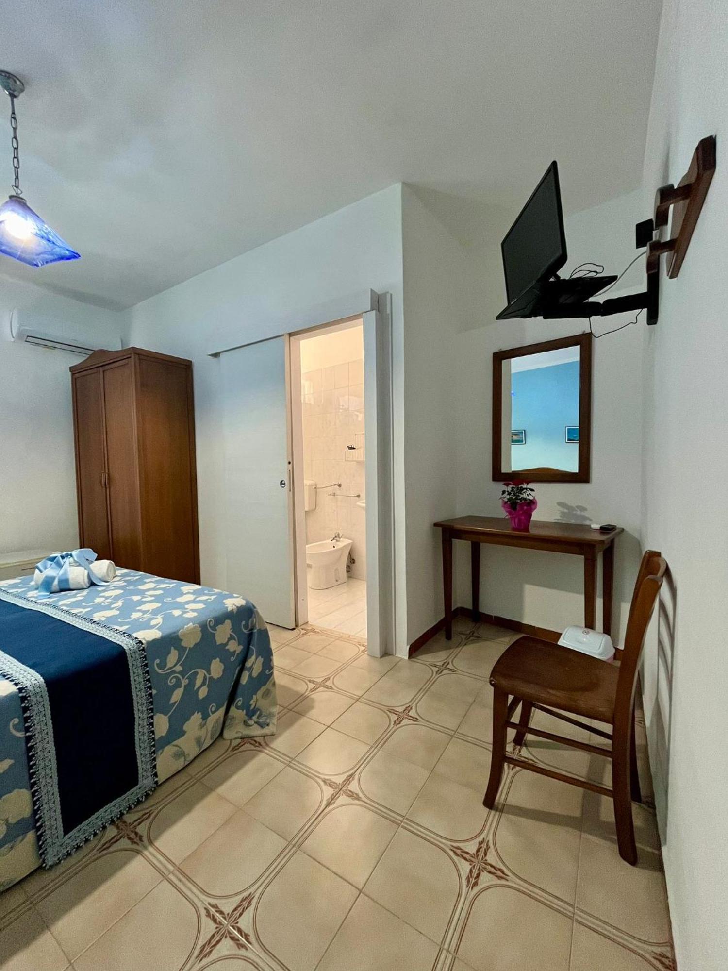 Hotel Giglio Lampedusa Exterior photo